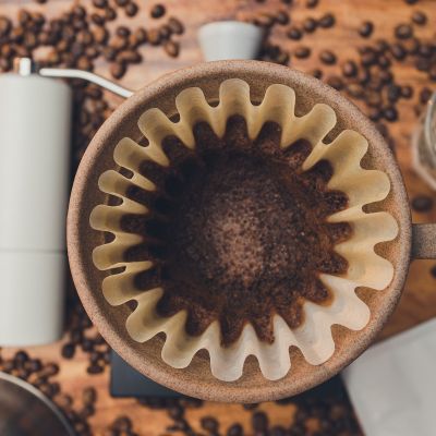 Απλά μην το πετάξετε! 10 τρόποι για να χρησιμοποιήσετε το κατακάθι του καφέ