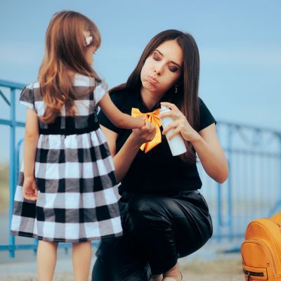 Μαμά Ελέφαντας: Το στιλ γονεϊκότητας που προστατεύει με πάθος (και λίγο γέλιο)