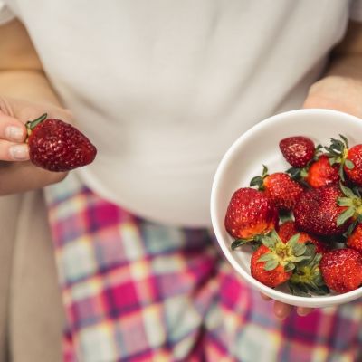 7 λόγοι για να βάλεις τις φράουλες στη διατροφή σου κατά τη διάρκεια της εγκυμοσύνης