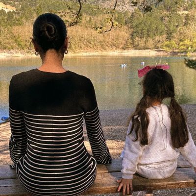 Νικολέττα Ράλλη: Διακοπές στο χωριό με την κόρη της και η επιστροφή στο σχολείο