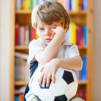 Η πιο επικίνδυνη και «πολυχρησιμοποιημένη» φράση που λέμε στα παιδιά μας, σύμφωνα με μελέτη