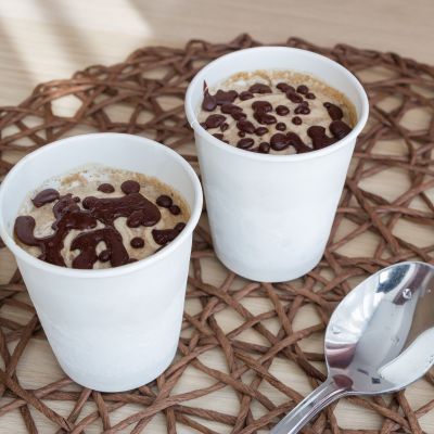 Βρήκαμε τη συνταγή για το πιο εύκολο παγωτό με πραλίνα φουντουκιού (3 υλικά)