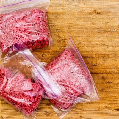 Αυτό το έξυπνο hack κατάψυξης του κιμά θα μπορούσε να «διπλασιάσει» τον χώρο στην κατάψυξη