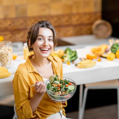 Ποιες είναι οι πιο ευεργετικές τροφές για γυναίκες με ενδομητρίωση που θέλουν να γίνουν μαμάδες;