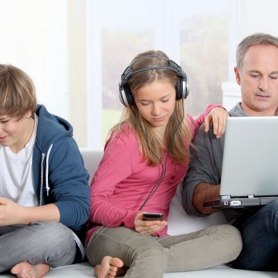 Έρευνα: Η ενεργή παρουσία του πατέρα στην παιδική ηλικία ενισχύει τους δεσμούς κατά την εφηβεία