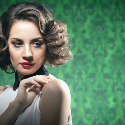 8 μυστικά ομορφιάς των '80s που λειτουργούν τέλεια μέχρι και σήμερα