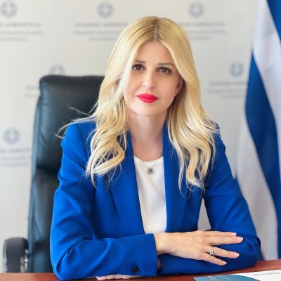 Μητέρα: Σταθερή αξία, δύναμη ζωής, προτεραιότητα της Πολιτείας