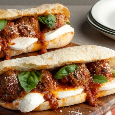 Φτιάξτε εύκολα και γρήγορα το απόλυτο meatball sandwich