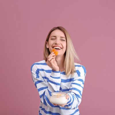 Πώς να διαλέξεις το πιο υγιεινό γιαούρτι: 5 κορυφαίες συμβουλές από διατροφολόγους