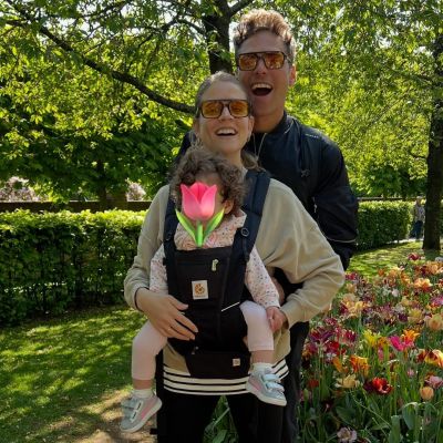 Μιχαλάκη - Παπαγεωργίου: Φανταστικές φωτογραφίες από το πρώτο ταξίδι με την κόρη τους στο εξωτερικό