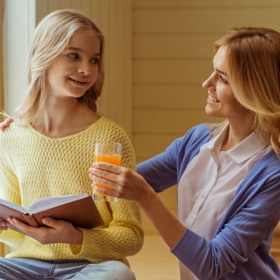 Περίοδος εξετάσεων: 5 φυσικοί χυμοί που ενισχύουν τη μνήμη των παιδιών