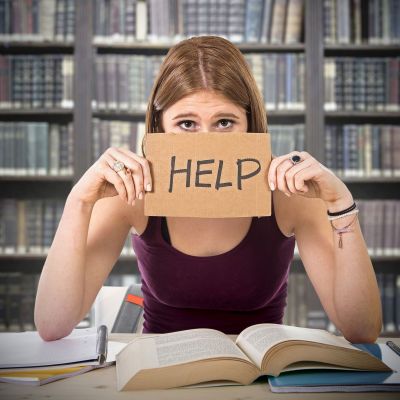 Πανελλήνιες 2025: Όταν το άγχος του παιδιού ξεφεύγει - Τι μπορεί να κάνει ο γονιός;