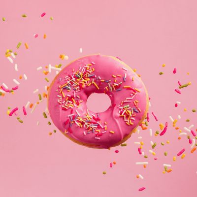 Ψωμί του τοστ που μεταμορφώνεται σε donut: Το κόλπο που θα λατρέψεις