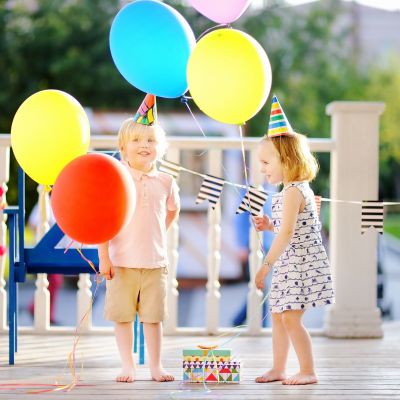 Καλοκαιρινά πάρτι γενεθλίων για παιδιά: 20+ ιδέες και θεματικές που θα λατρέψουν τα παιδιά