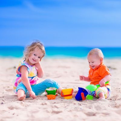 Οικογενειακή διασκέδαση στην παραλία: 7 παιχνίδια για να περάσετε υπέροχα με τα παιδιά