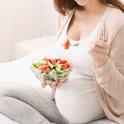 Τα λαχανικά στο τρίτο τρίμηνο της εγκυμοσύνης ενισχύουν τη νοητική ανάπτυξη των παιδιών