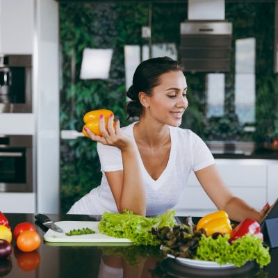 4 διατροφικά trends που πρέπει να σταματήσετε τώρα, σύμφωνα με ειδικούς