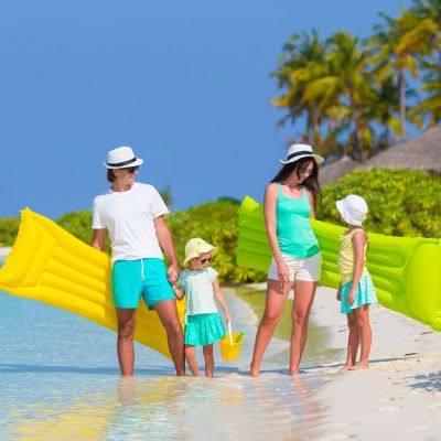 Η «τεμπέλικη» καλοκαιρινή λίστα δραστηριοτήτων που έχει κλέψει την καρδιά κάθε γονιού