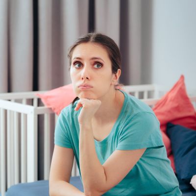 4 προκλήσεις που αντιμετωπίζουν όλοι οι γονείς κάθε φορά που κλείνουν τα σχολεία