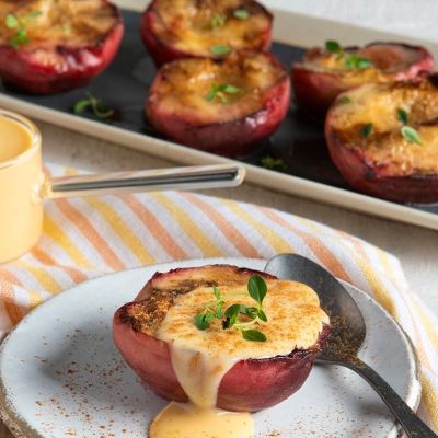 Ψητά ροδάκινα με κρέμα anglaise - Πώς θα τα φτιάξετε