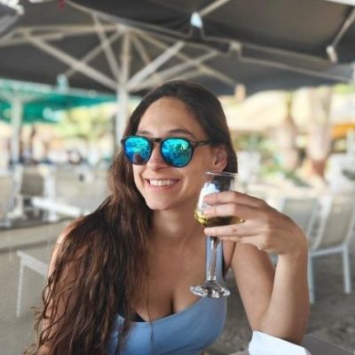 Φωτεινή Αθερίδου: Στιγμές ξεγνοιασιάς και γέλιου με τα παιδιά της στην Αίγινα