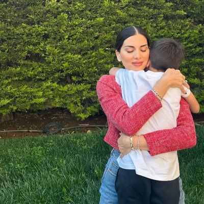 Η πιο ζεστή αγκαλιά: Η Σταματίνα Τσιμτσιλή με τον γιο της σε τρυφερές στιγμές