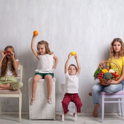 Πόσα φρούτα και λαχανικά πρέπει να τρώει το παιδί ανάλογα την ηλικία του;