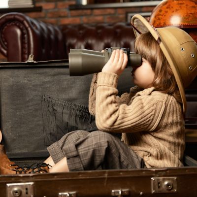 6 έξυπνοι τρόποι για να πυροδοτήσετε τη φαντασία του παιδιού σας αυτό το καλοκαίρι