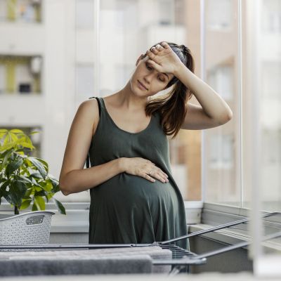 Πώς να ανακουφιστείτε από τις ενοχλήσεις στο τρίτο τρίμηνο εγκυμοσύνης - Συμβουλές από μαμάδες