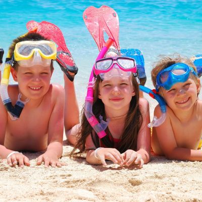 5 βασικές συμβουλές για την ασφάλεια των παιδιών στην παραλία