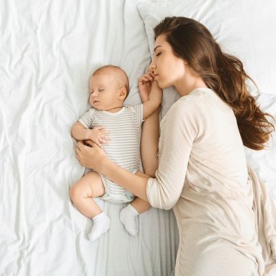 Πώς θα βοηθήσετε το παιδί σας να μάθει να κοιμάται μόνο του;