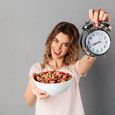 Πώς η διαλειμματική νηστεία μπορεί να βελτιώσει την γονιμότητά σας; Τι λένε πρόσφατες έρευνες