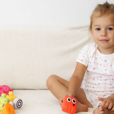 Γιατί το «παίζω μόνο μου» (solo play) δεν είναι πάντα θετικό για τα παιδιά