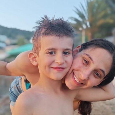 Φωτεινή Αθερίδου: Από τον καναπέ στη στρωματσάδα - Η μετακόμιση που έγινε "παιχνίδι" με τα παιδιά