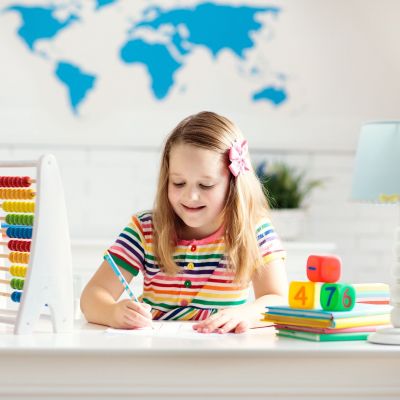 Πώς να οργανώσετε το παιδικό δωμάτιο για την επιστροφή στο σχολείο - Έξυπνα και πρακτικά tips