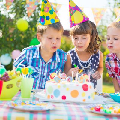«No gift birthday party» - Τι είναι και γιατί το επιλέγουν όλο και περισσότεροι γονείς