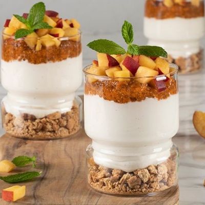 Light cheesecakes με μαρμελάδα ροδάκινο - Πώς θα τα φτιάξετε