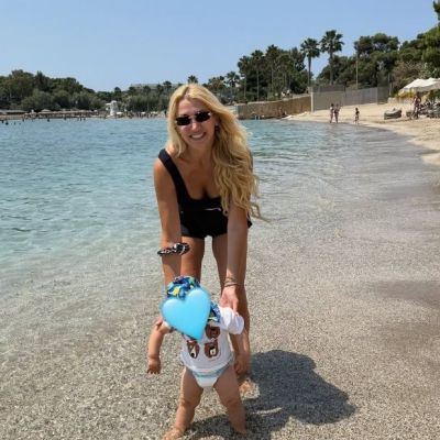 Κωνσταντίνα Σπυροπούλου: Έτσι περνάει τις ημέρες του καύσωνα με τα παιδιά της στην Αθήνα