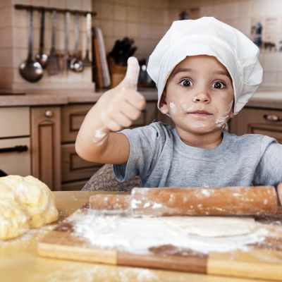 Πώς να φτιάξετε την πιο γρήγορη ζύμη για πίτσα με αλεύρι για όλες τις χρήσεις