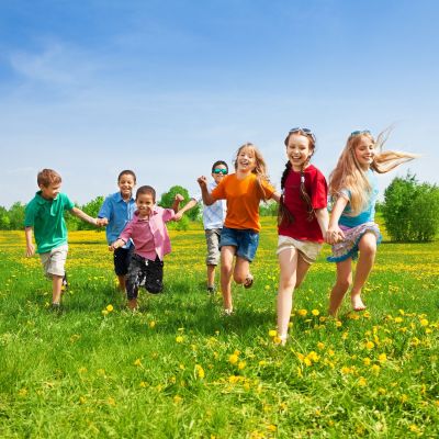 Πού να πάτε το ΣΚ με τα παιδιά: Τα καλύτερα πάρκα και προτάσεις για θερινά σινεμά