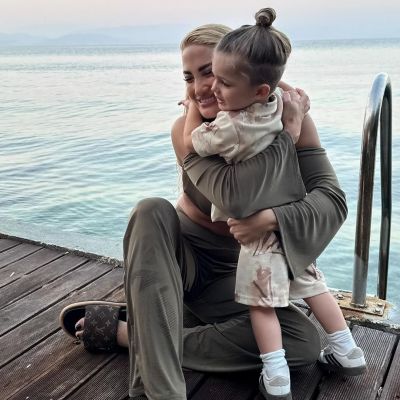 Η Ιωάννα Τούνη μεταμορφώθηκε από δυναμική influencer σε υπεύθυνη μητέρα