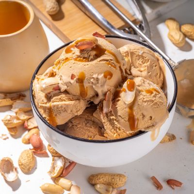 2 συνταγές για παγωτό φυστικοβούτυρο (η μία είναι χωρίς μίξερ)