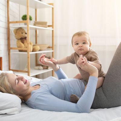 Διάσταση κοιλιακών και κήλη μετά την εγκυμοσύνη: Τι πρέπει να γνωρίζετε