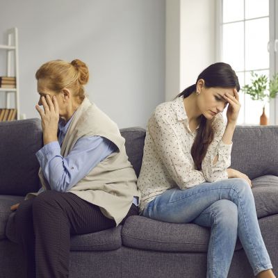 Η μάνα μου με πληγώνει: Όταν η αγάπη της μάνας γίνεται πληγή