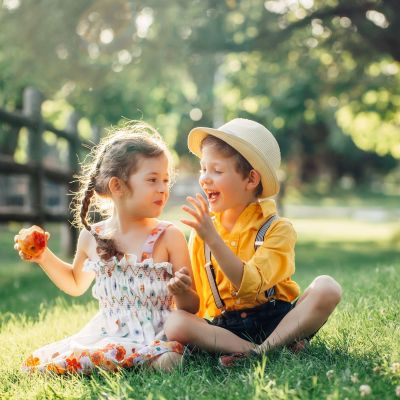 Θες το παιδί σου να τρώει περισσότερα φρούτα; Η λύση είναι πιο απλή απ’ όσο νομίζεις