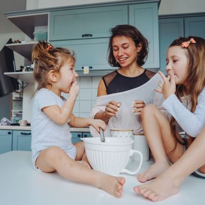 Τι αποκαλύπτει το ζώδιό σου για το γονεϊκό σου στυλ