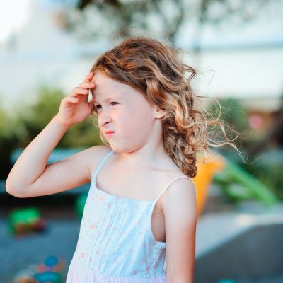 Παιδικοί πονοκέφαλοι: Πότε να ανησυχήσετε και τι να κάνετε