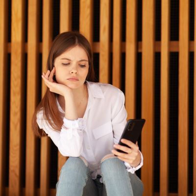 Πώς το body shaming στα social media επηρεάζει ψυχικά τα κορίτσια στην εφηβεία