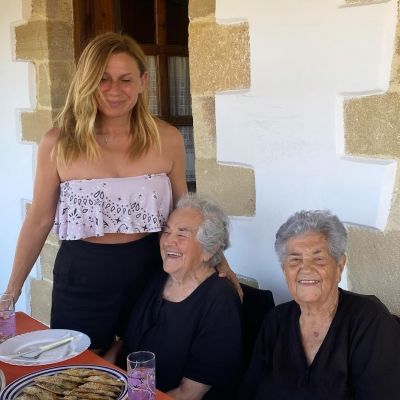 Κατερίνα Καραβάτου: «Η ευτυχισμένη οικογένεια είναι ένας παράδεισος» - Οι φώτο με τις θείες της