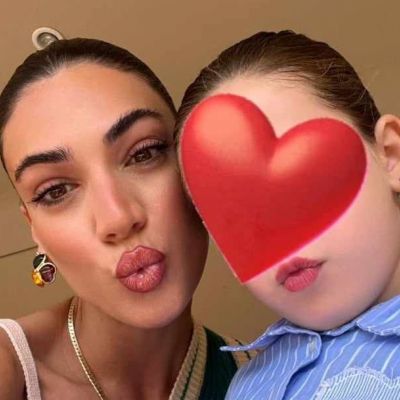 Η Ήβη Αδάμου κατέγραψε τον πιο επικό διάλογο γιαγιάς–εγγονής. Εσύ λες τη γιαγιά «bro»;